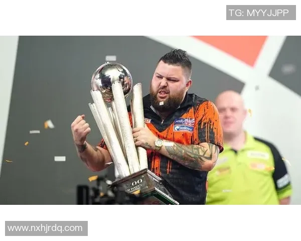 足球明星与飞镖运动的完美结合精彩图片欣赏